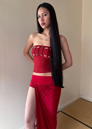 Knotted Knit Strapless Top - Red